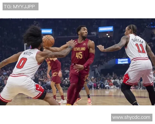 2015年NBA季后赛骑士与公牛的激烈对决回顾与精彩瞬间分析